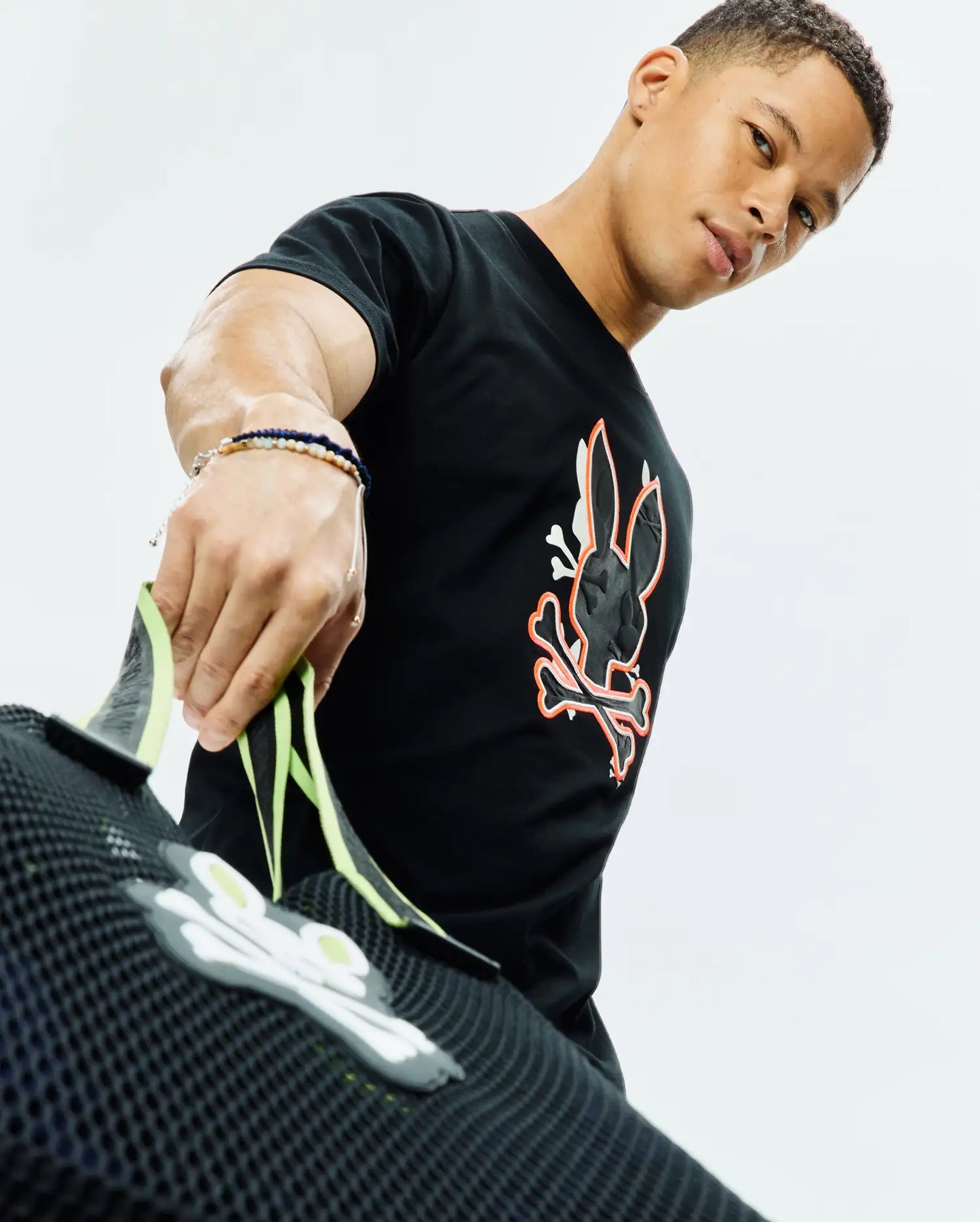 MENS TANNER BUNNY GRAPHIC TEE - MT0200279