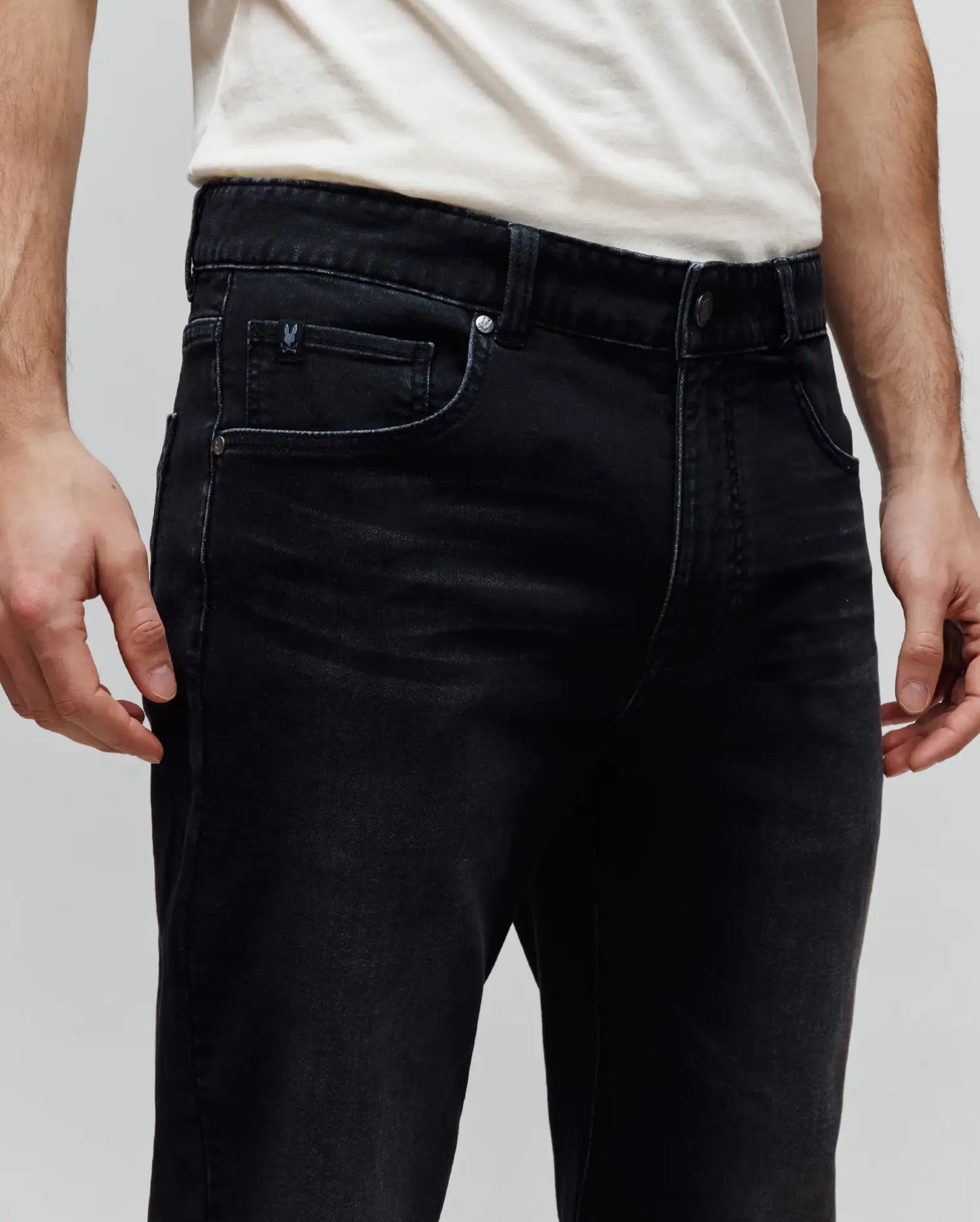 MENS ACE KNIT STRAIGHT LEG DENIM PANT 32 L - MB0600035