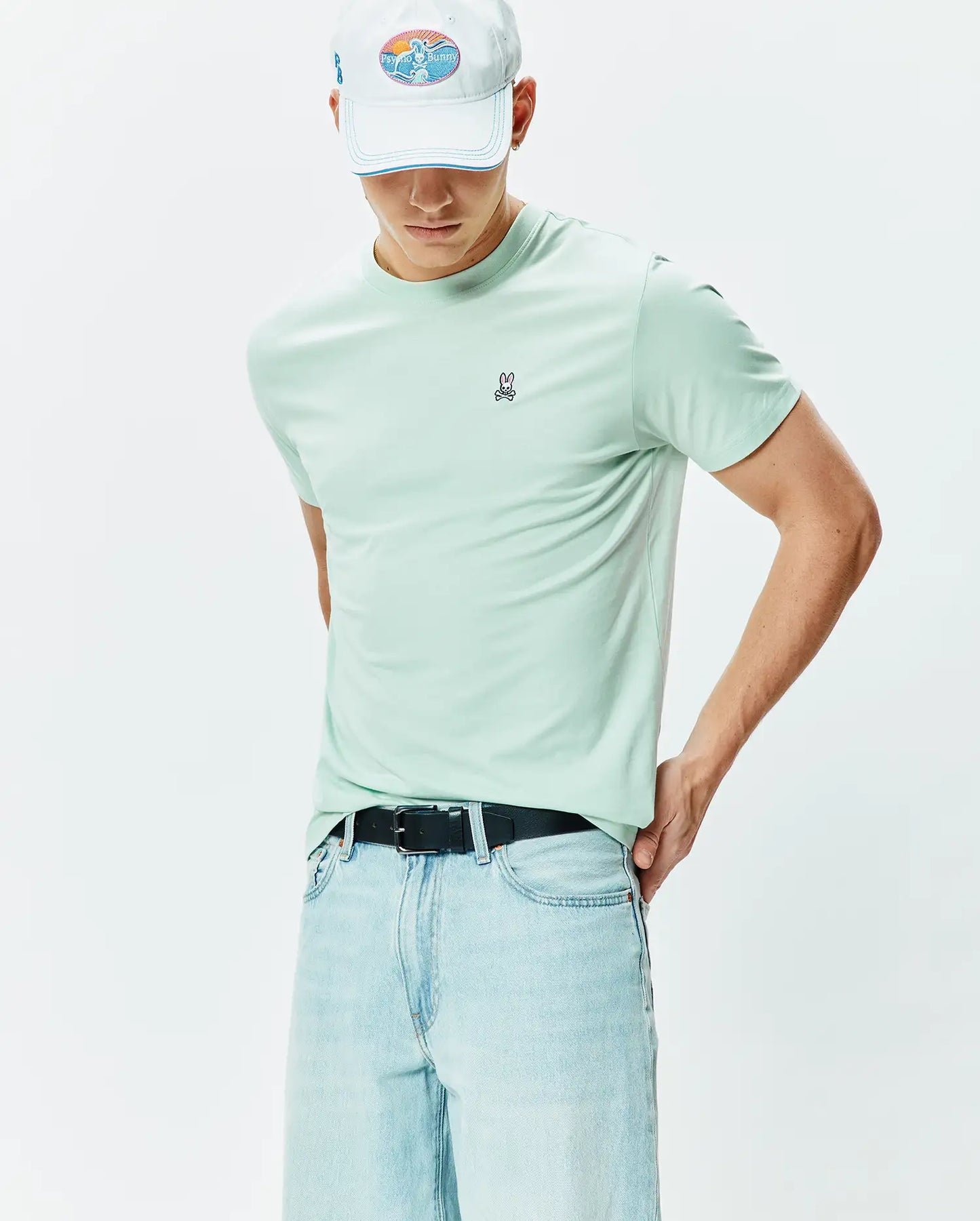 MENS CLASSIC CREW NECK TEE - B6U014F200