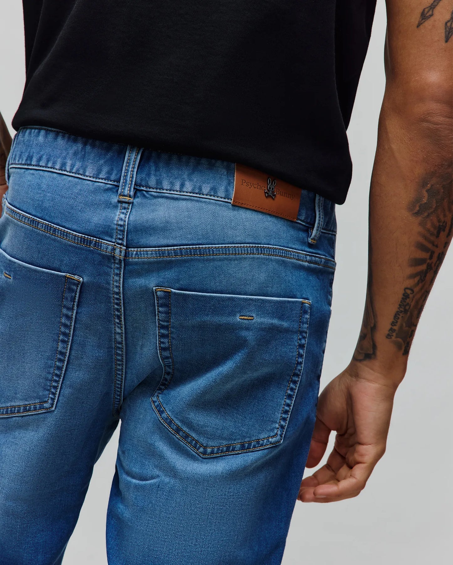 MENS ACE KNIT STRAIGHT LEG DENIM PANT 32 L - MB0600034